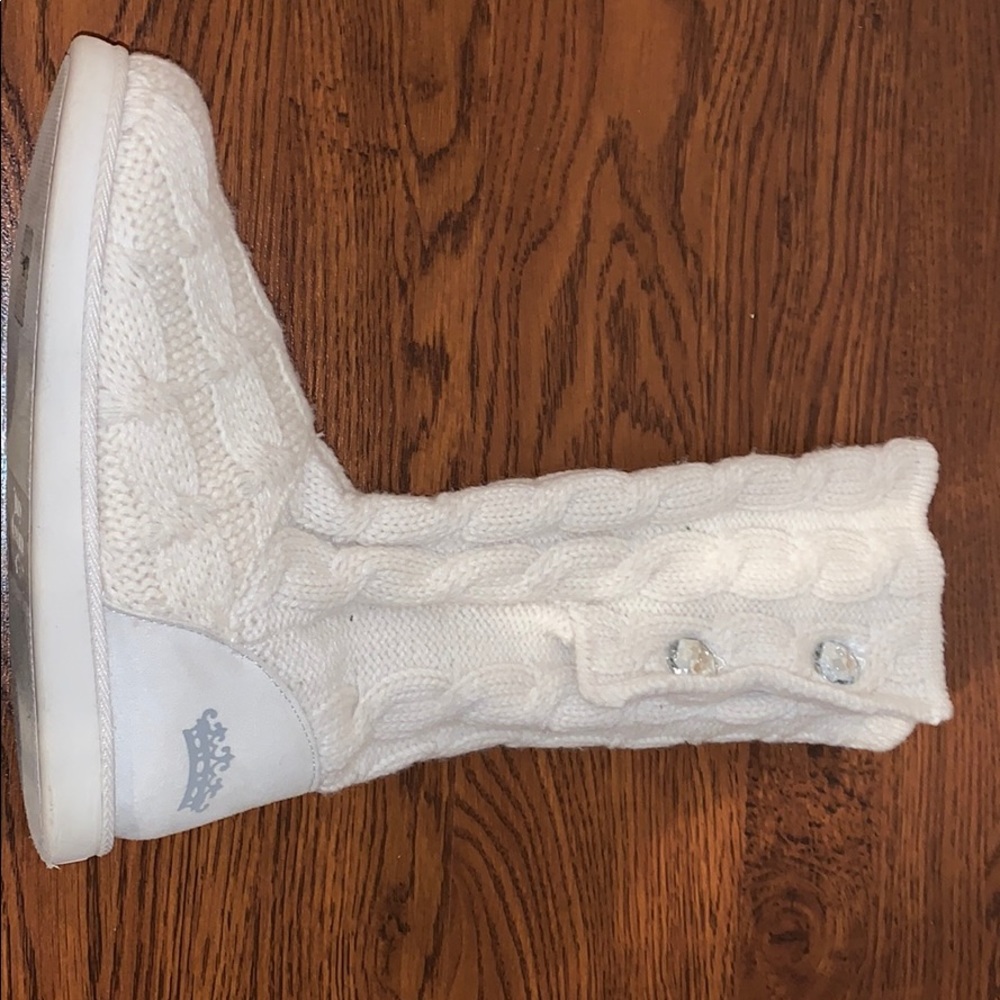 Juicy Couture boots. - Picture 3 of 4